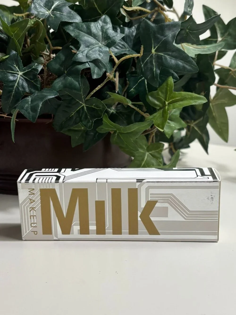 MILK Bionic Glow Liquid Illuminator-Reality-Luminous Bronze-NIB